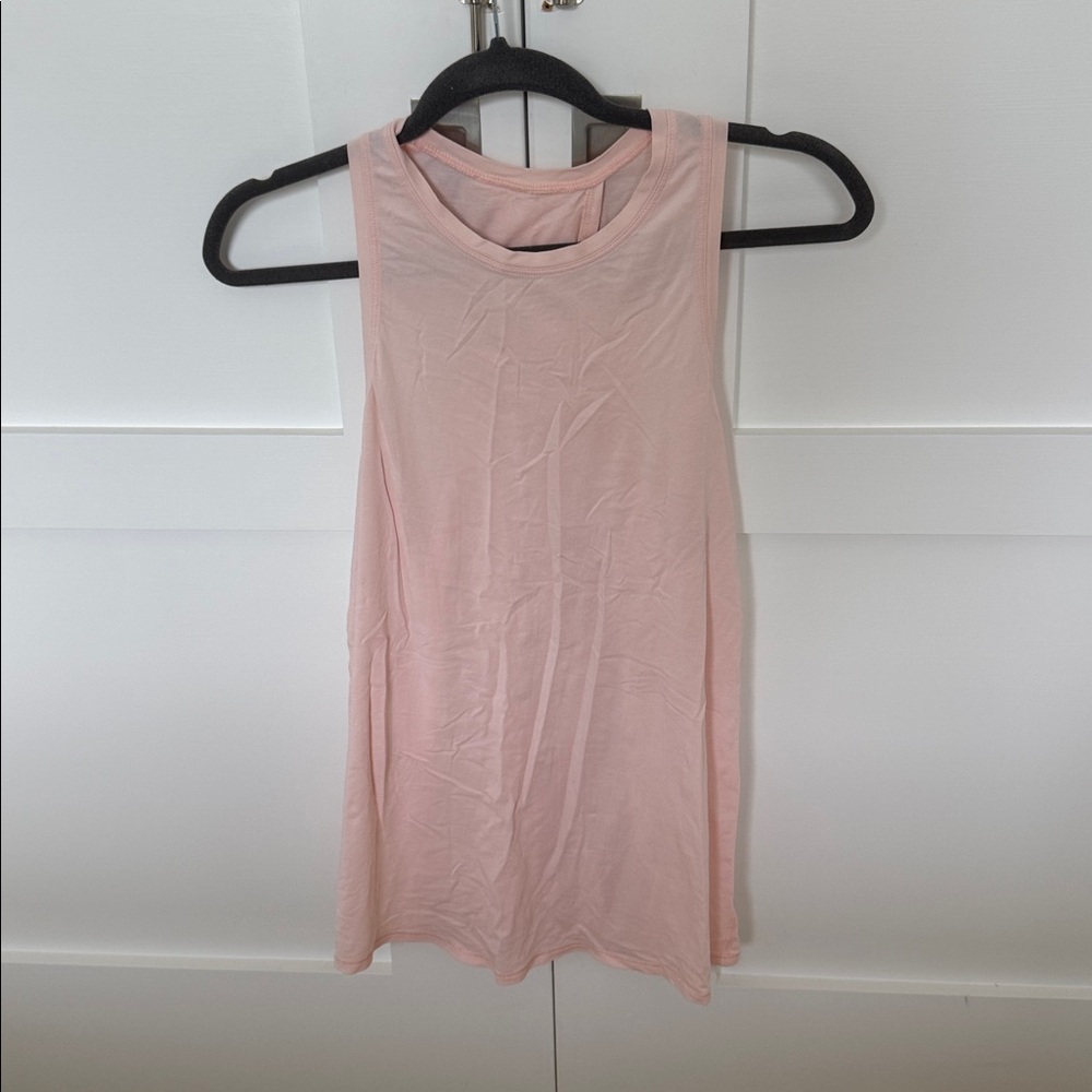 Lululemon tie tank pink  size 8
